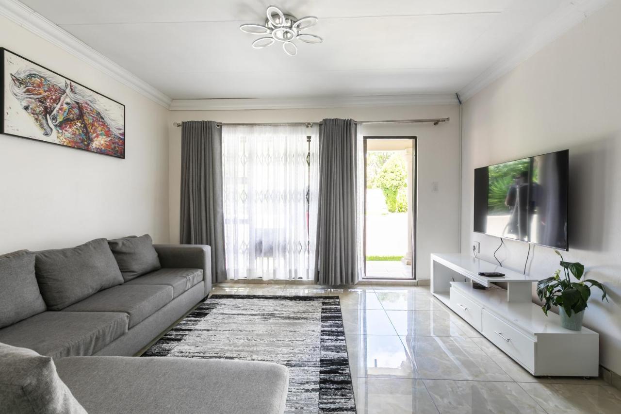 Signature Lodge Kempton Park Buitenkant foto